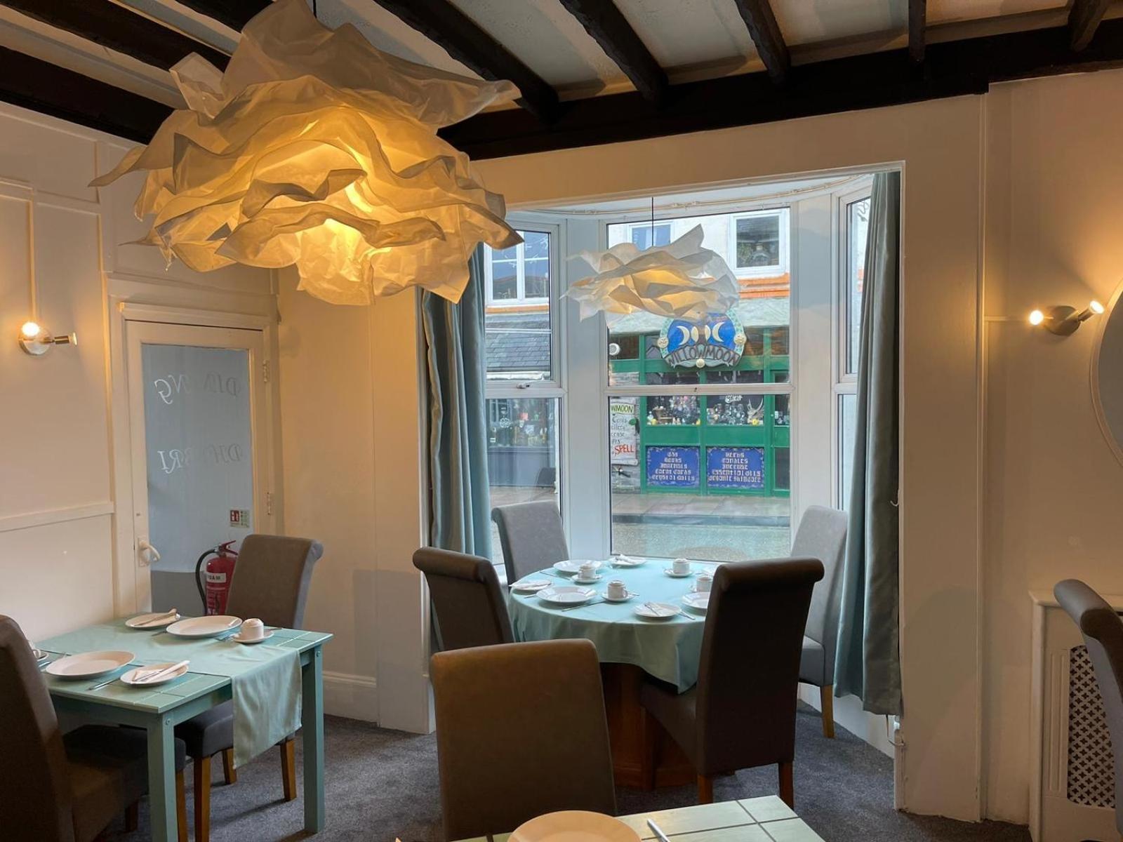 Tintagel Arms Bed And Breakfast Esterno foto