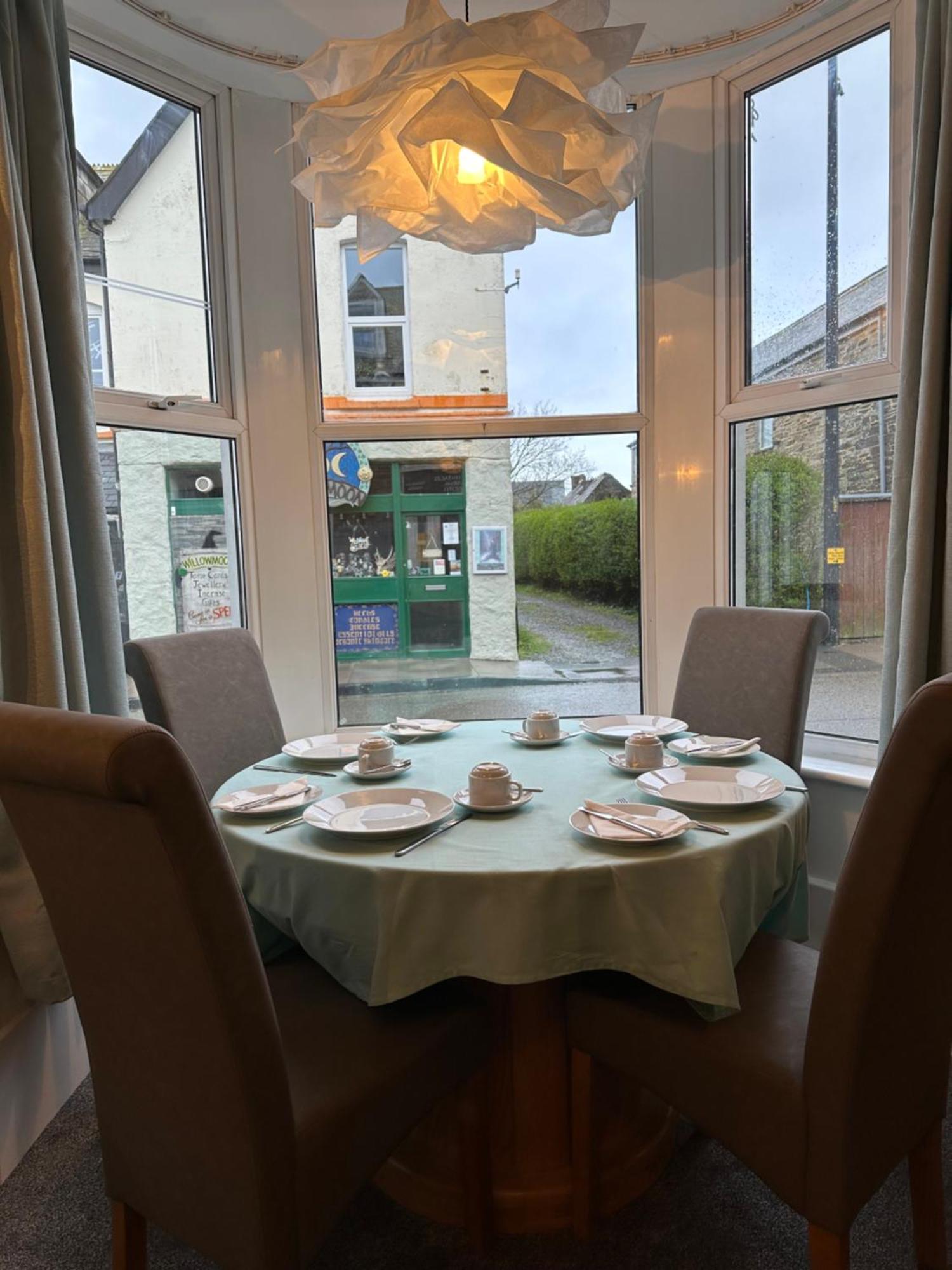Tintagel Arms Bed And Breakfast Esterno foto