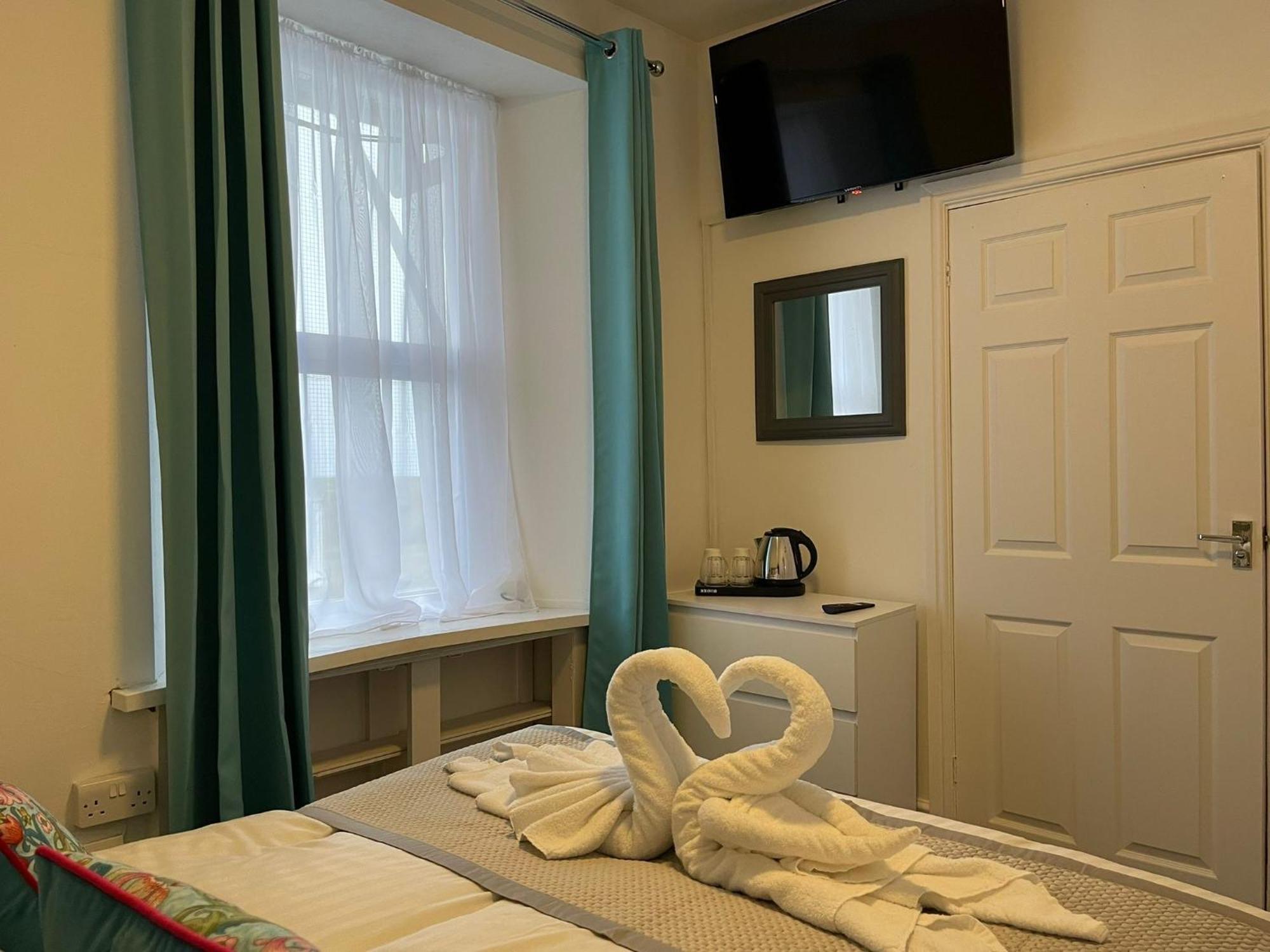 Tintagel Arms Bed And Breakfast Esterno foto