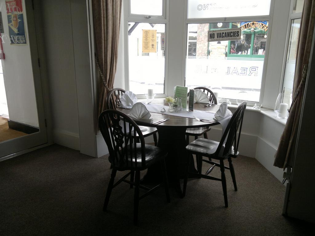 Tintagel Arms Bed And Breakfast Esterno foto