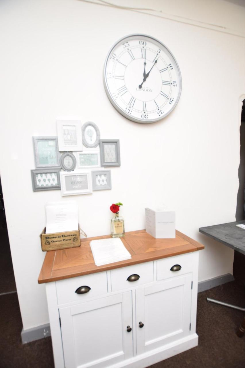 Tintagel Arms Bed And Breakfast Esterno foto